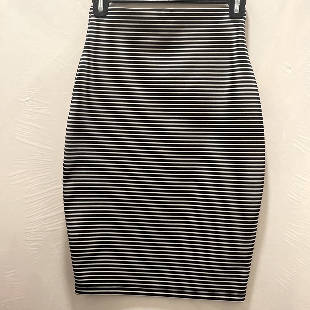 The Fifth Striped Pencil Skirt, Stretch, Black/ White, Small